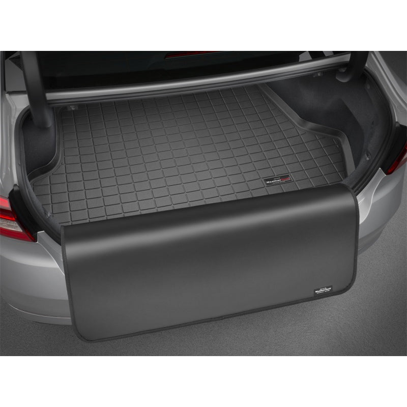 07-15-Audi-Q7-Cargo-Liner-WBumper-Protector---Black-(Some-Carpet-Will-Show)