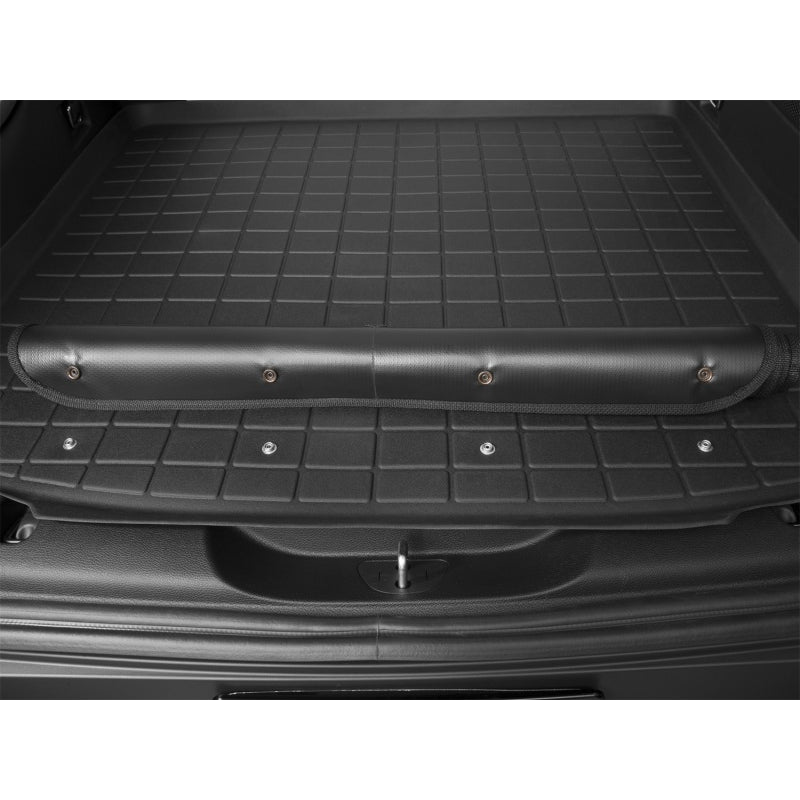 17-20-Land-Rover--Range-Rover-Discovery-Cargo-With-Bumper-Protector---Cocoa