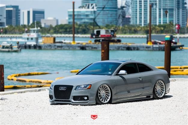 Vossen Custom Built Precision Series Forged VPS-305T Wheel