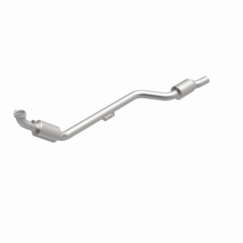 Magnaflow MagnaFlow Conv DF 02-04 Mercedes C32 3.2L Passenger Side