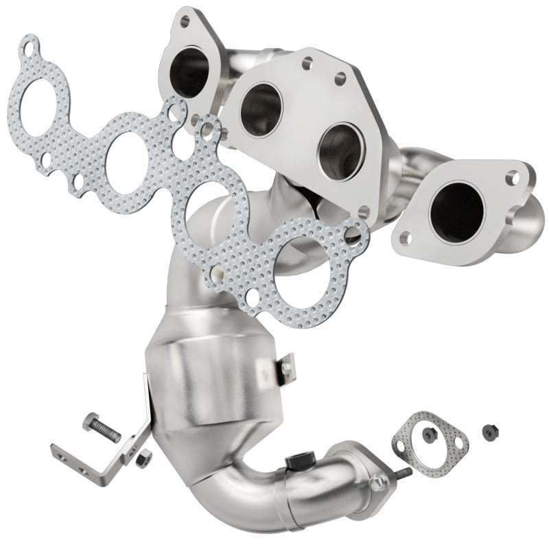 Magnaflow MagnaFlow Conv DF 05-11 Volvo XC90 4.4L Rear