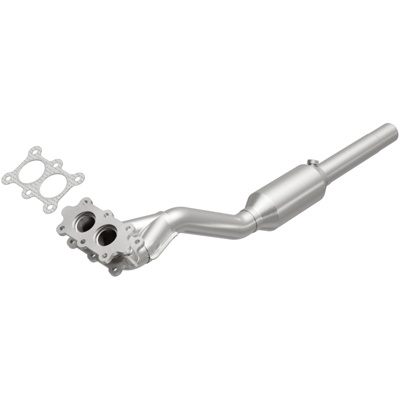 Magnaflow MagnaFlow Conv DF 98-04 VW Beetle 4 2.0L Dual Inlet - DISCONTINUED