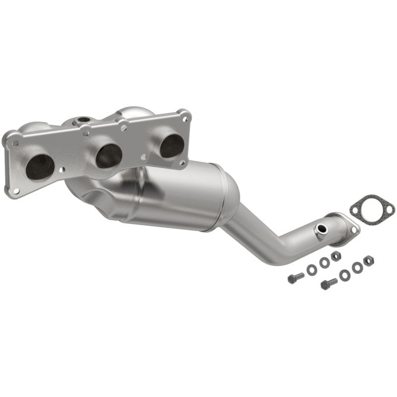 Magnaflow MagnaFlow Conv DF BMW 08-13 128i/07-13 328i/07-08 328Xi/06 325i/325iX/330i/300Xi 3.0L Front Manifold